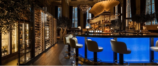 Cut & Craft – a restaurant in a 19th-century bank