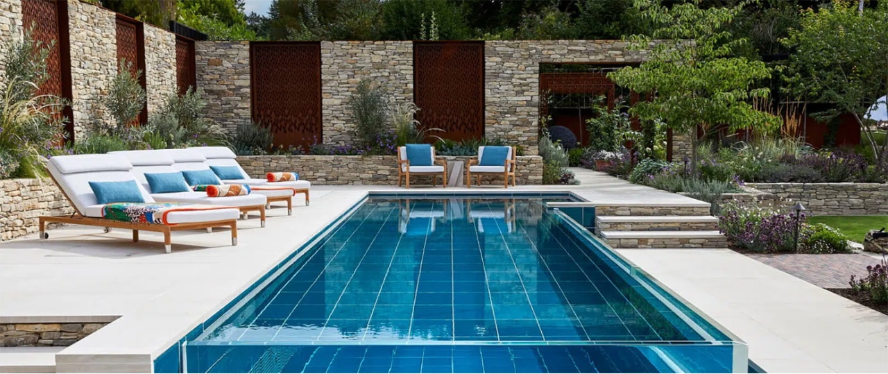 Sun Lounger Maintenance in Hospitality: Extending Service Life