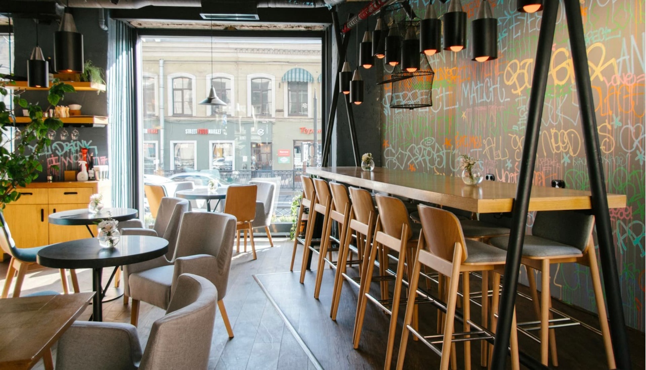 Comfortable chairs in a restaurant and their impact on the average bill (Cornell University study)