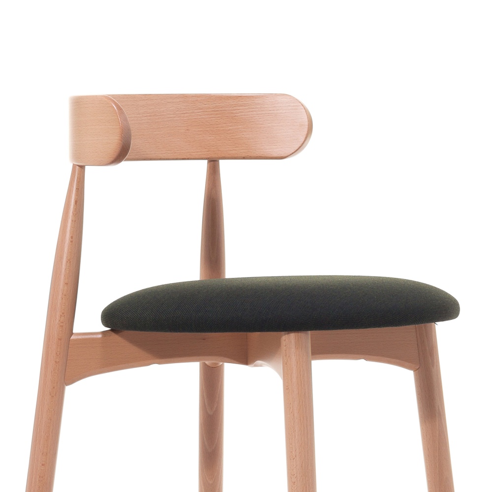 Bar stool with round seat H-2432 Frisbee Bar stool with round seat H-2432 Frisbee
