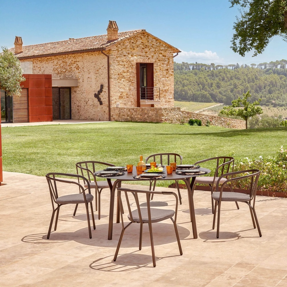 Aluminium chair with a solid or soft seat A-9042 Angel