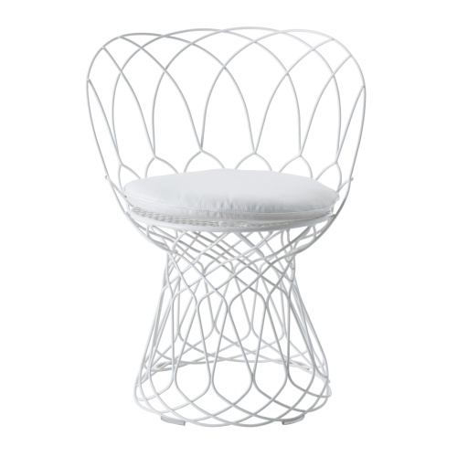 Metal chair with round seat
