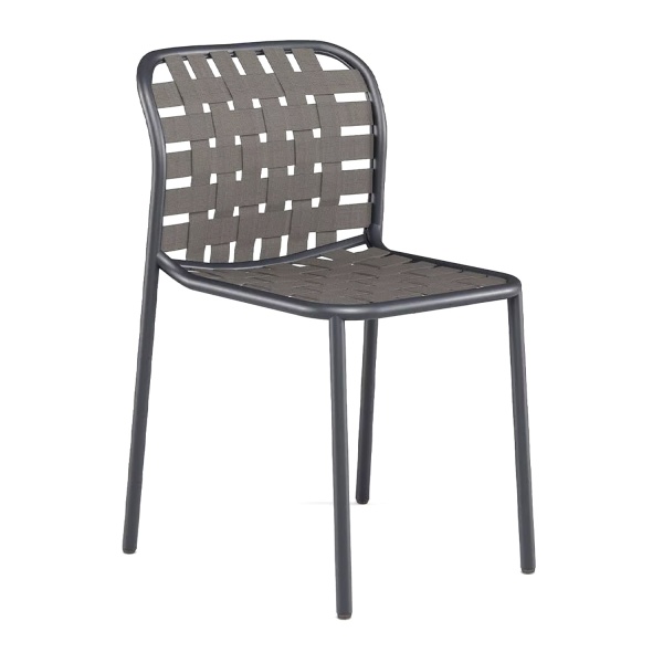 Chaise en aluminium avec sangles élastiques