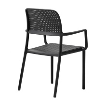 Chaise en plastique perforée B-Bora