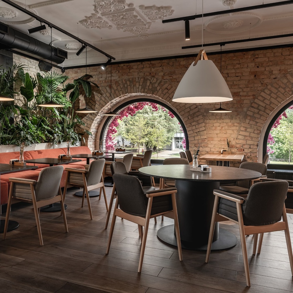 Restaurant upholstered beech chair with armrests B-4398 PROP Restaurant upholstered beech chair with armrests B-4398 PROP