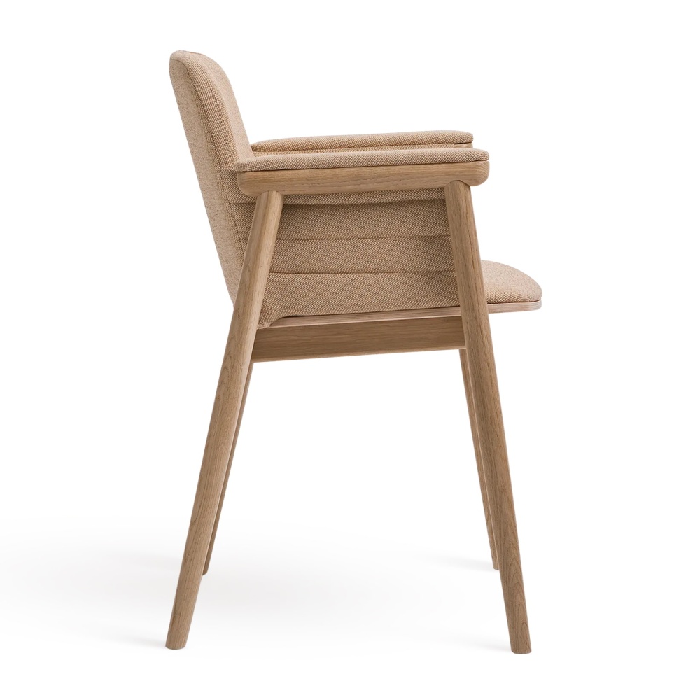 Restaurant upholstered beech chair with armrests B-4398 PROP Restaurant upholstered beech chair with armrests B-4398 PROP