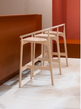 Wooden bar stool with three legs H-2940 EVO