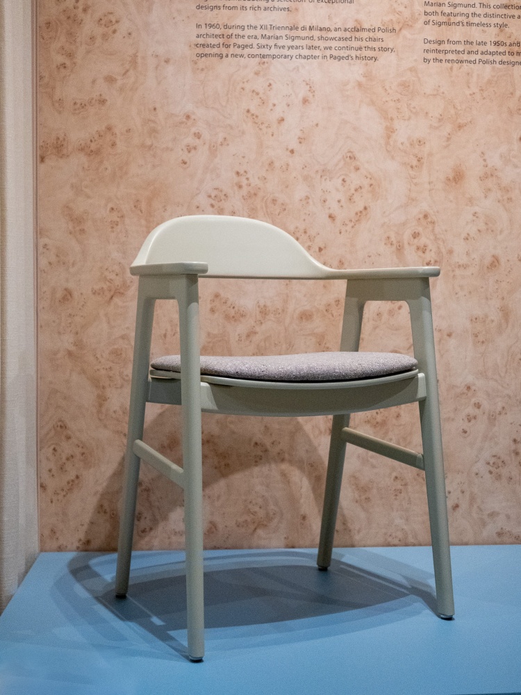 Wooden armchair with upholstered seat B-6220 Heritage