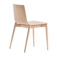 Chaise en frêne massif A-390 Malmo