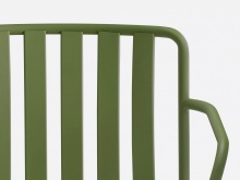 Chaise en métal empilable B-3645 Coney