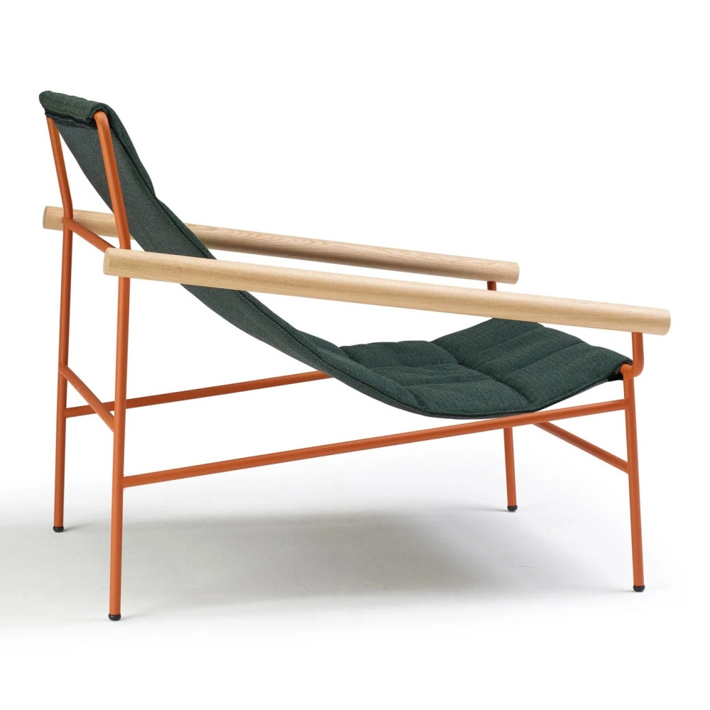 Steel chaise lounger with oak armrests Dress Code Glam Indoor