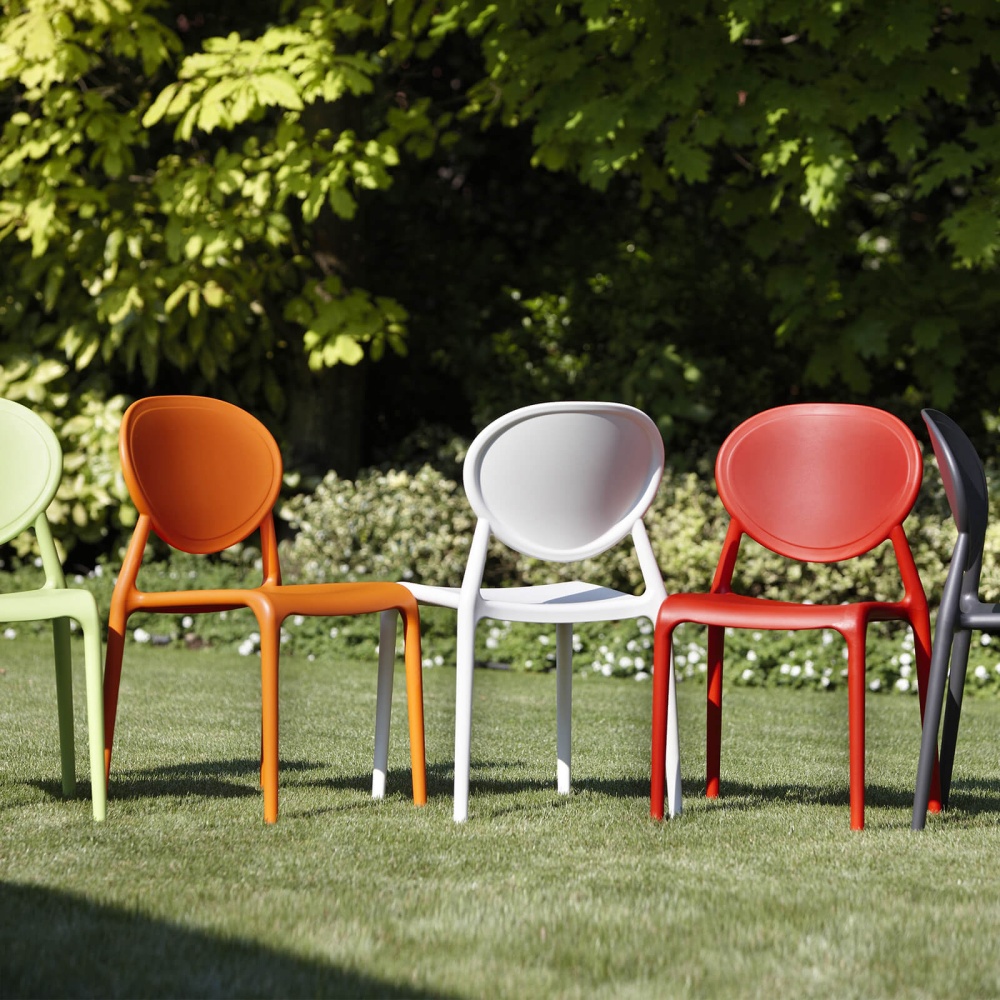 Chaise en plastique A-2315 Gio Chaise en plastique A-2315 Gio