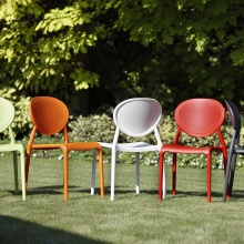Chaise en plastique A-2315 Gio Chaise en plastique A-2315 Gio