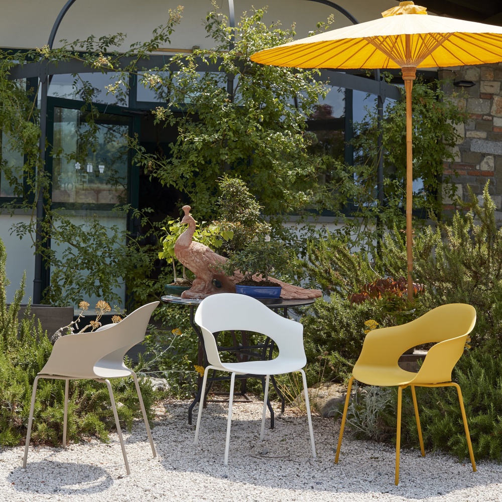 Stackable chair with steel legs and technopolymer shell B-2696 Lady