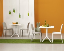 Chaise plastique empilable A-2341 Kate