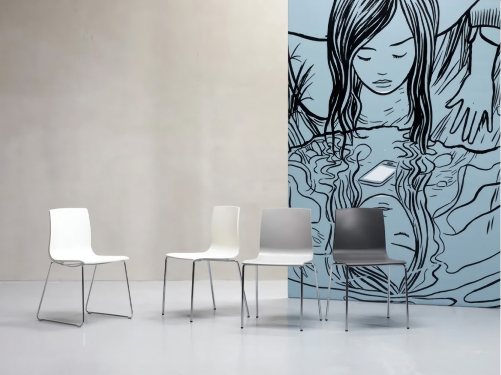 Stackable technopolymer chair with steel sled base A-2677 Alice