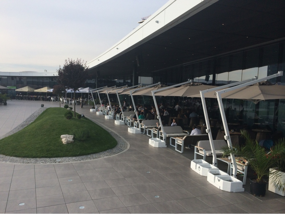 Aluminium side post cantilever umbrella Rimini 3x3m
