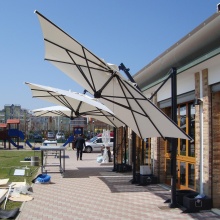 Aluminium cantilever umbrella with retractable opening and closing system Galileo 3x3m Aluminium cantilever umbrella with retractable opening and closing system Galileo 3x3m