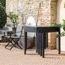 Table carrée en métal 60×60 cm Quatris QT6060