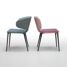 Chaise en métal rembourrée A-Wrap SM TS