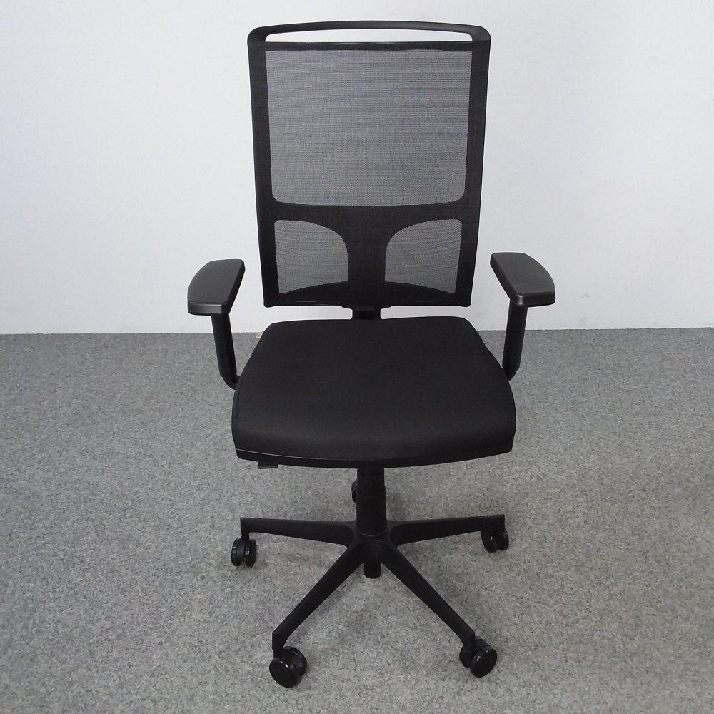 Black mesh back operative chair without sliding seat B-405 Zed