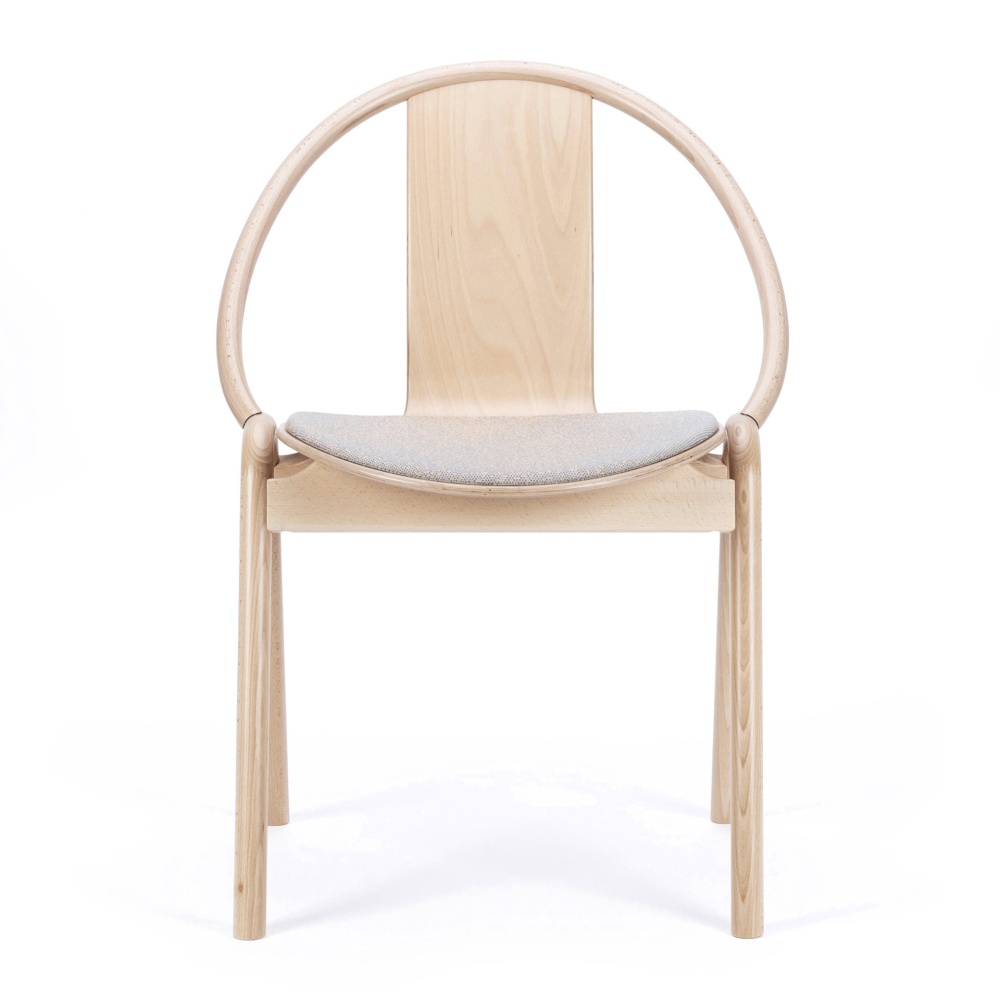 Chaise avec assise rembourrée A-313 Again Chaise avec assise rembourrée A-313 Again