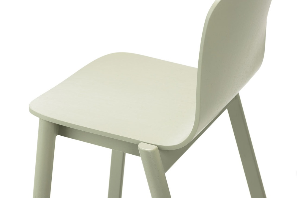 Chaise en bois A-727 All'essenza